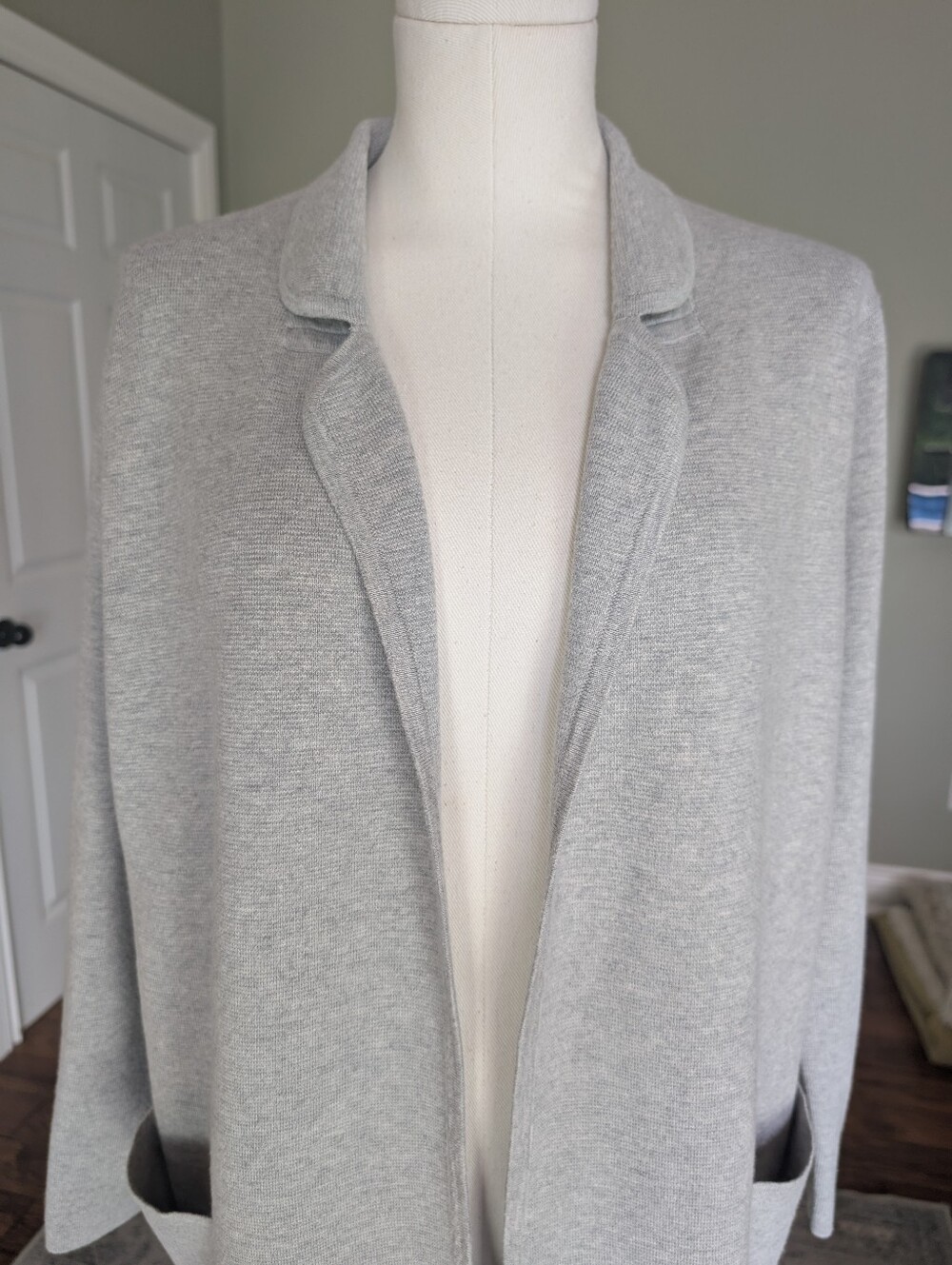 J.Crew Women's Cardigan Sweater Merino Wool Blend Gray Business Minimalist M